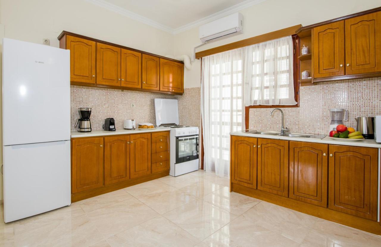 Center Manolia Dream 3 Bedroom Apartment 100M Away From The Beach Chania  Ngoại thất bức ảnh